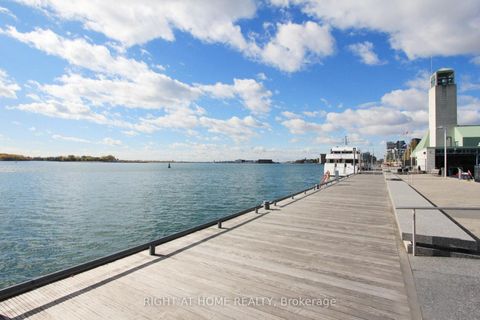 Photo 37 at #2019 - 33 Harbour Square, Waterfront Communities C1, Toronto