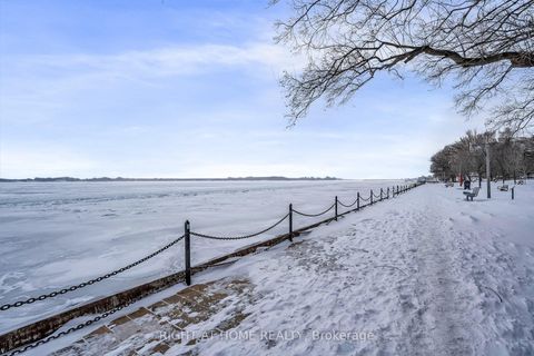 Photo 38 at #2019 - 33 Harbour Square, Waterfront Communities C1, Toronto