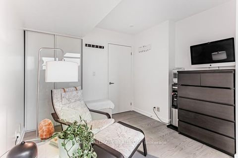 Photo 7 at 1810 - 381 Front Street W, Waterfront Communities C1, Toronto