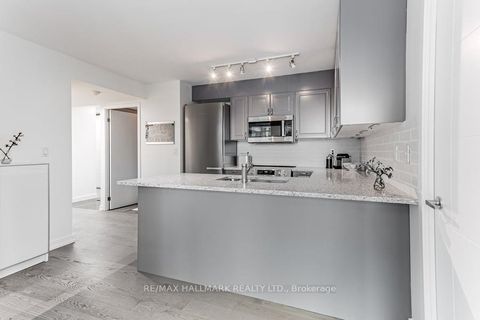 Photo 15 at 1810 - 381 Front Street W, Waterfront Communities C1, Toronto