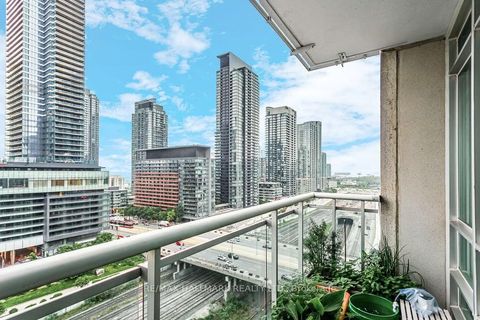 Photo 20 at 1810 - 381 Front Street W, Waterfront Communities C1, Toronto