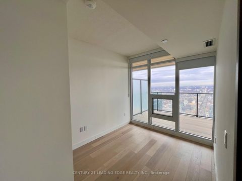 Photo 7 at 7103 - 3 Concord City Place Way, Waterfront Communities C1, Toronto