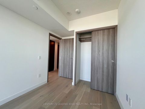 Photo 8 at 7103 - 3 Concord City Place Way, Waterfront Communities C1, Toronto