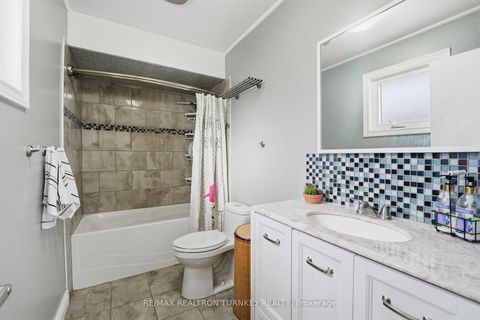 Photo 24 at 341 Buckingham Road, London, Newmarket