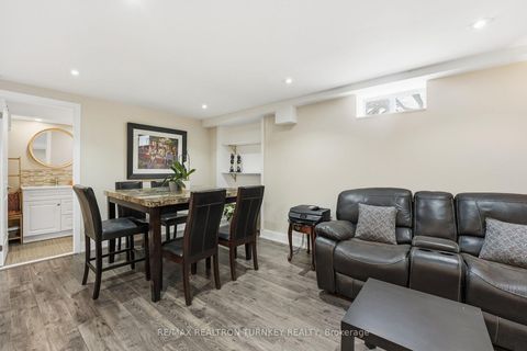 Photo 35 at 341 Buckingham Road, London, Newmarket