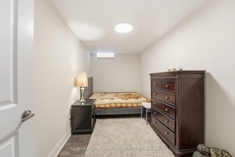 Photo 37 at 341 Buckingham Road, London, Newmarket