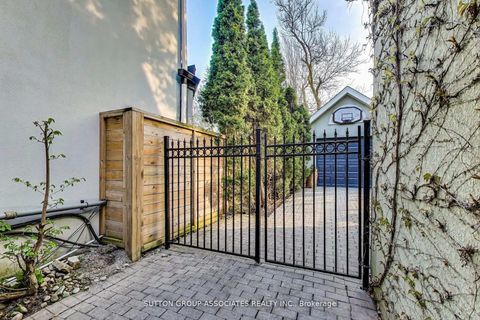 Photo 14 at 202 Forest Hill Road, Forest Hill South, Toronto