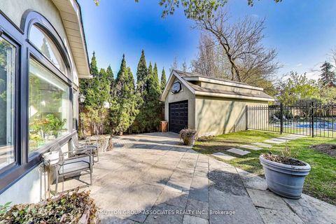 Photo 15 at 202 Forest Hill Road, Forest Hill South, Toronto