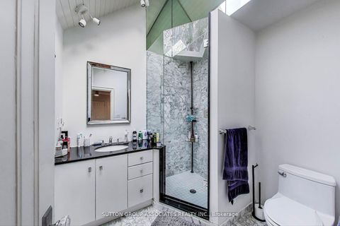 Photo 22 at 202 Forest Hill Road, Forest Hill South, Toronto