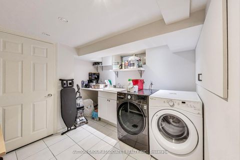 Photo 32 at 202 Forest Hill Road, Forest Hill South, Toronto