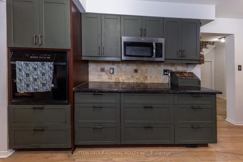 Photo 11 at 15 Miles Court, North Richvale, Richmond Hill