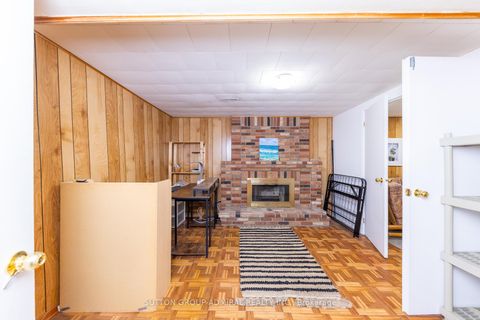 Photo 35 at 15 Miles Court, North Richvale, Richmond Hill