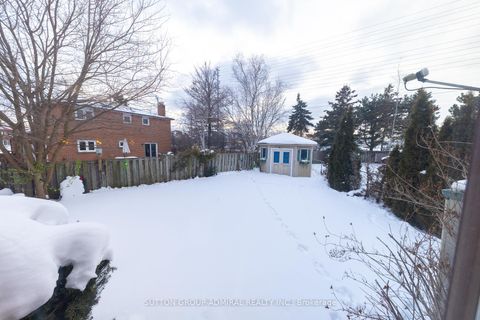 Photo 40 at 15 Miles Court, North Richvale, Richmond Hill