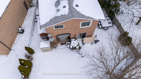 Photo 47 at 15 Miles Court, North Richvale, Richmond Hill