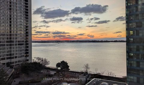 Photo 0 at 1605 - 77 Harbour Square, Waterfront Communities C1, Toronto