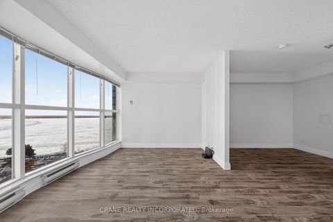 Photo 2 at 1605 - 77 Harbour Square, Waterfront Communities C1, Toronto