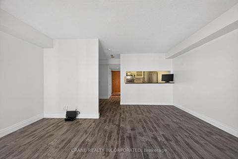 Photo 16 at 1605 - 77 Harbour Square, Waterfront Communities C1, Toronto