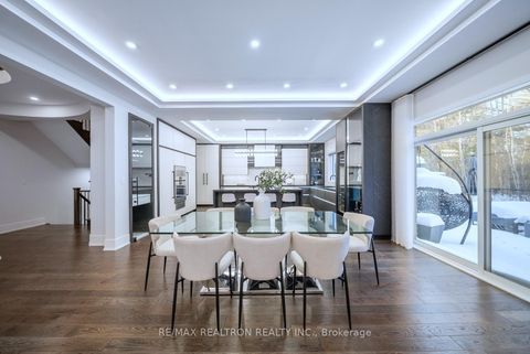 Photo 10 at 61 Cedarpoint Court, Patterson, Vaughan