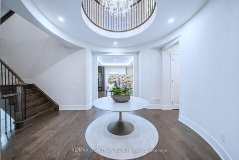 Photo 19 at 61 Cedarpoint Court, Patterson, Vaughan