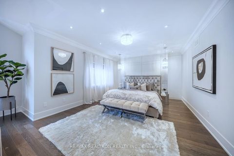 Photo 22 at 61 Cedarpoint Court, Patterson, Vaughan