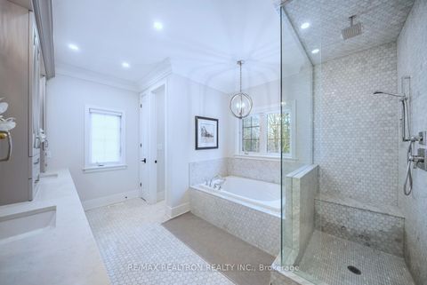 Photo 26 at 61 Cedarpoint Court, Patterson, Vaughan