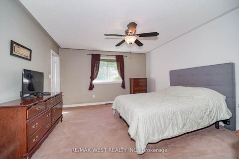 Photo 4 at 36 - 715 Grandview Street N, Pinecrest, Oshawa