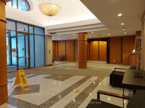 Photo 2 at 1111 - 256 Doris Avenue, Willowdale East, Toronto