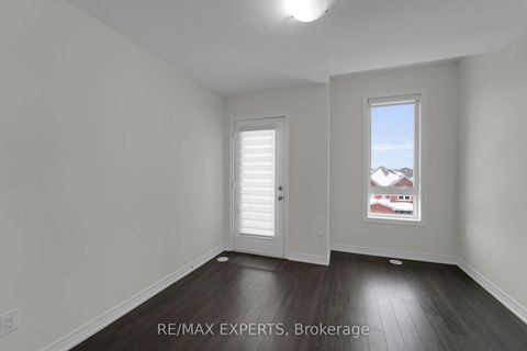 Photo 21 at 10 - 105 Kayla Crescent, Maple, Vaughan