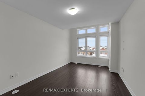 Photo 28 at 10 - 105 Kayla Crescent, Maple, Vaughan