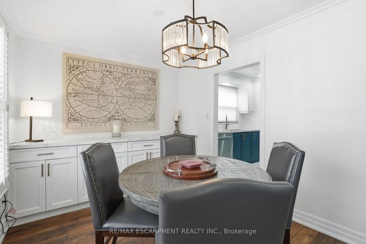 Photo 11 at 697 LOMOND Crescent, Shoreacres, Burlington