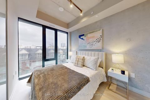 Photo 16 at 518 - 195 McCaul Street, Chinatown, Toronto