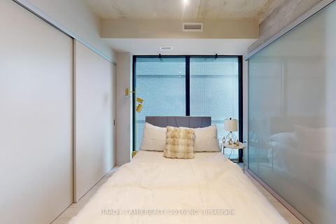 Photo 24 at 518 - 195 McCaul Street, Chinatown, Toronto