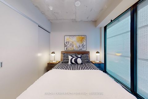 Photo 29 at 518 - 195 McCaul Street, Chinatown, Toronto