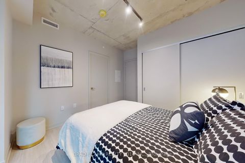 Photo 31 at 518 - 195 McCaul Street, Chinatown, Toronto