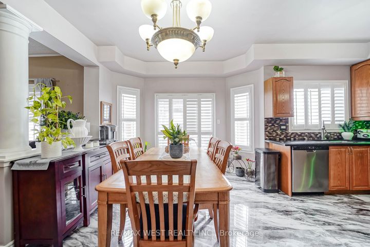 Photo 5 at 38 Bottlebrush Drive, Wellington, Brampton