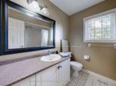 Photo 18 at 24 Cachet Hill Crescent, Sonoma Heights, Vaughan