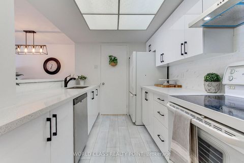 Photo 4 at 207 - 75 Ellen Street, Lakeshore, Barrie