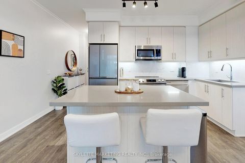 Photo 9 at 410 - 75 Oneida Crescent, Langstaff, Richmond Hill