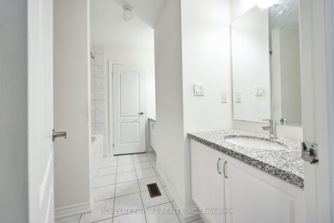 Photo 31 at 357 Danny Wheeler Boulevard, Keswick North, Georgina