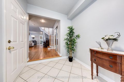 Photo 3 at 68 Rideau Drive, Langstaff, Richmond Hill