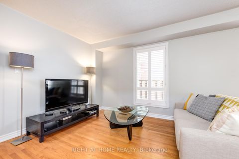 Photo 6 at 68 Rideau Drive, Langstaff, Richmond Hill