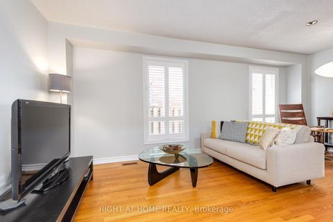 Photo 7 at 68 Rideau Drive, Langstaff, Richmond Hill