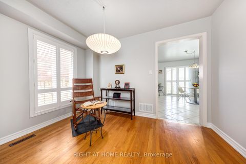 Photo 9 at 68 Rideau Drive, Langstaff, Richmond Hill