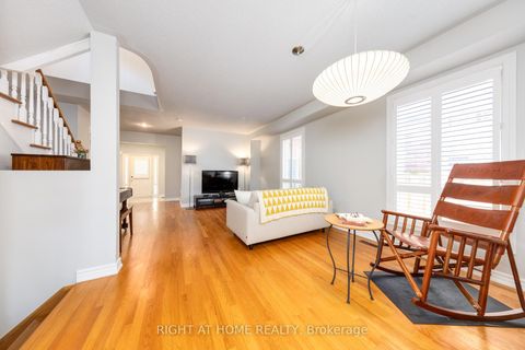 Photo 10 at 68 Rideau Drive, Langstaff, Richmond Hill