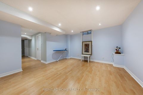 Photo 31 at 68 Rideau Drive, Langstaff, Richmond Hill