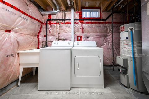 Photo 35 at 68 Rideau Drive, Langstaff, Richmond Hill