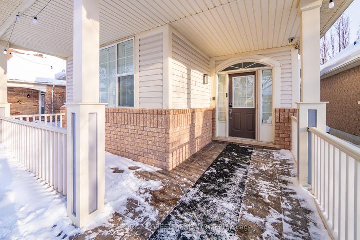 Photo 3 at 1666 Allan Crescent, BE Beaty, Milton