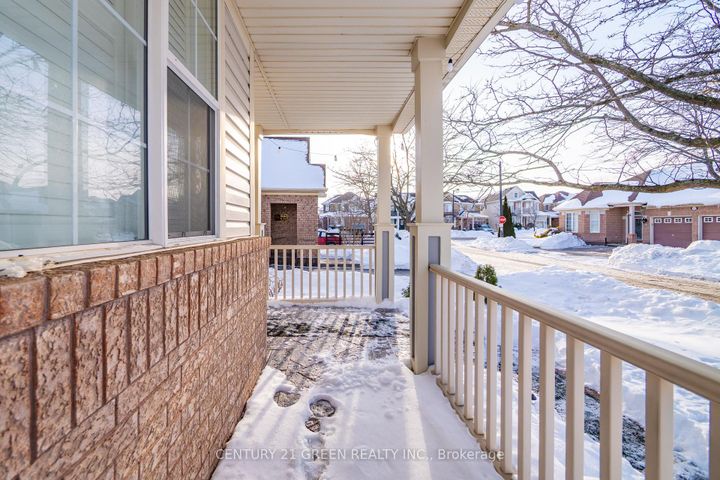 Photo 4 at 1666 Allan Crescent, BE Beaty, Milton