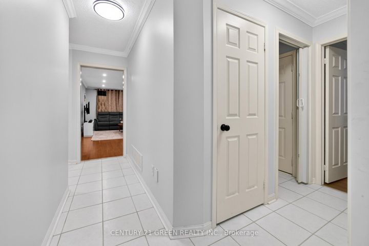Photo 11 at 1666 Allan Crescent, BE Beaty, Milton
