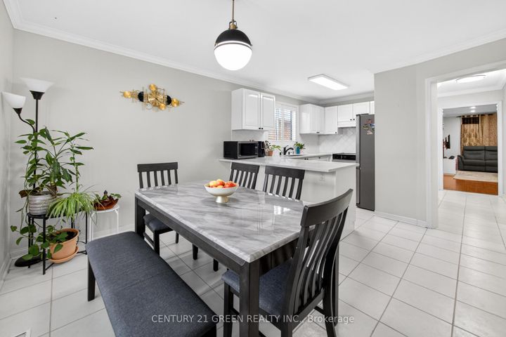 Photo 13 at 1666 Allan Crescent, BE Beaty, Milton